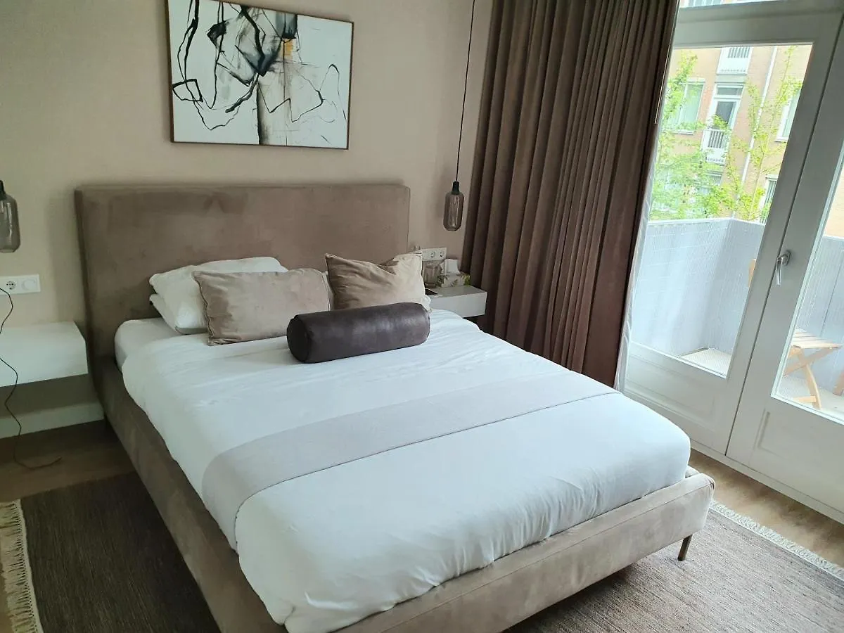 New Stylish 1 Bedroom Apt W/ 2 Balconies In Centrum أمستردام شقة